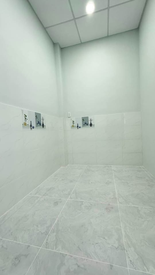 16468